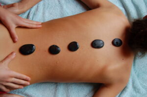 MASSAGE EN INSTITUT DE BEAUTE